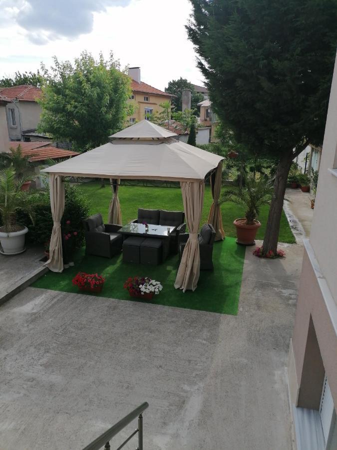 Villa Ros Guest House Szvilengrad Kültér fotó