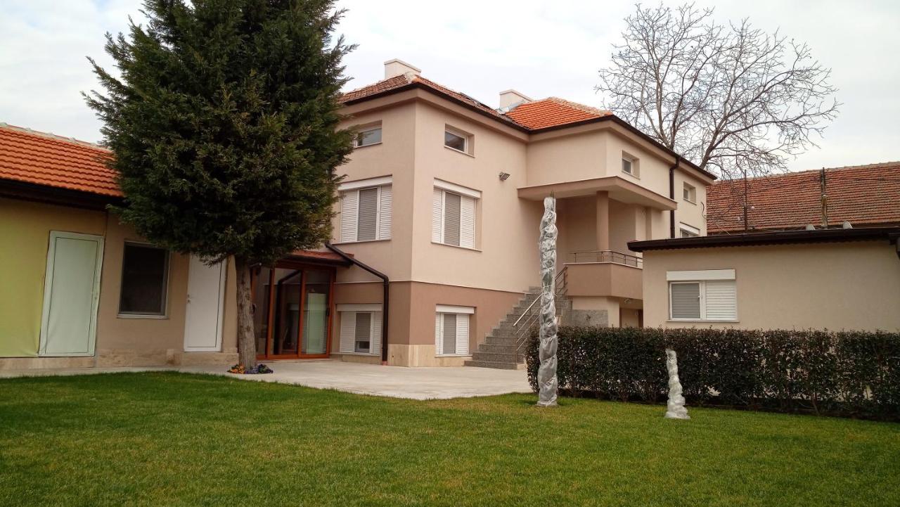 Villa Ros Guest House Szvilengrad Kültér fotó