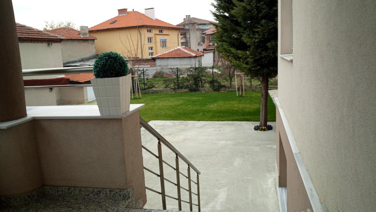 Villa Ros Guest House Szvilengrad Kültér fotó