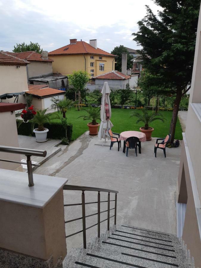 Villa Ros Guest House Szvilengrad Kültér fotó