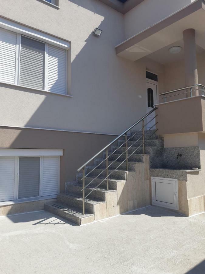 Villa Ros Guest House Szvilengrad Kültér fotó